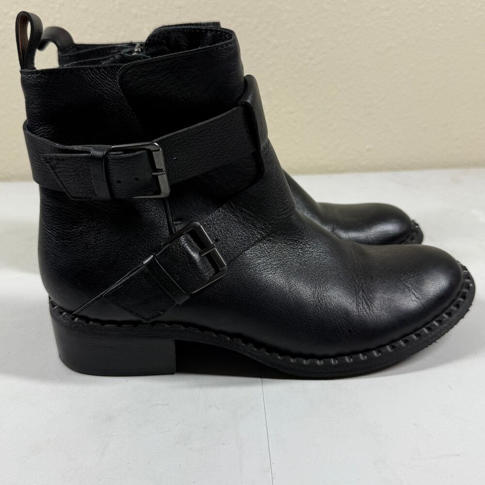Gentle Souls Kenneth Cole Best Moto Ankle Bootie Black Ankle Boot SIZE 8.5